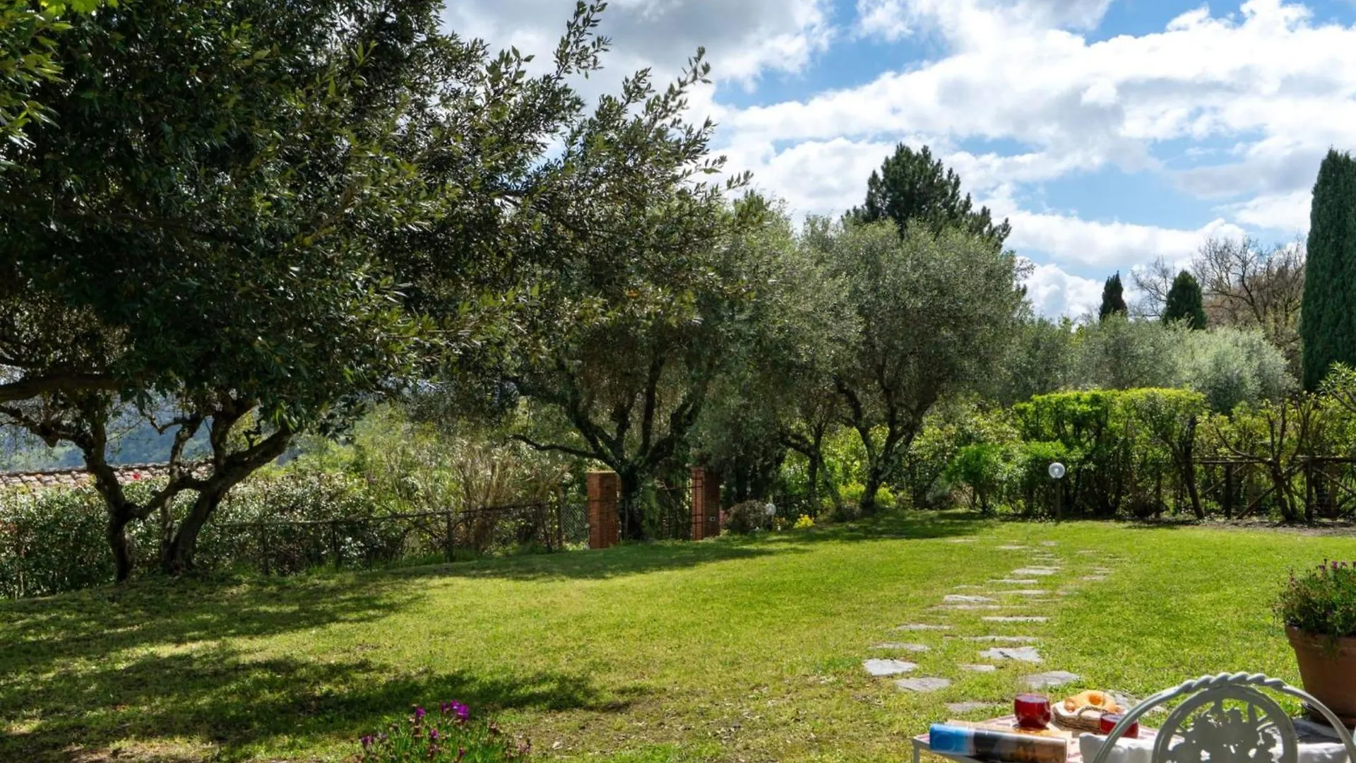 Villa Monica By Interhome Mommio