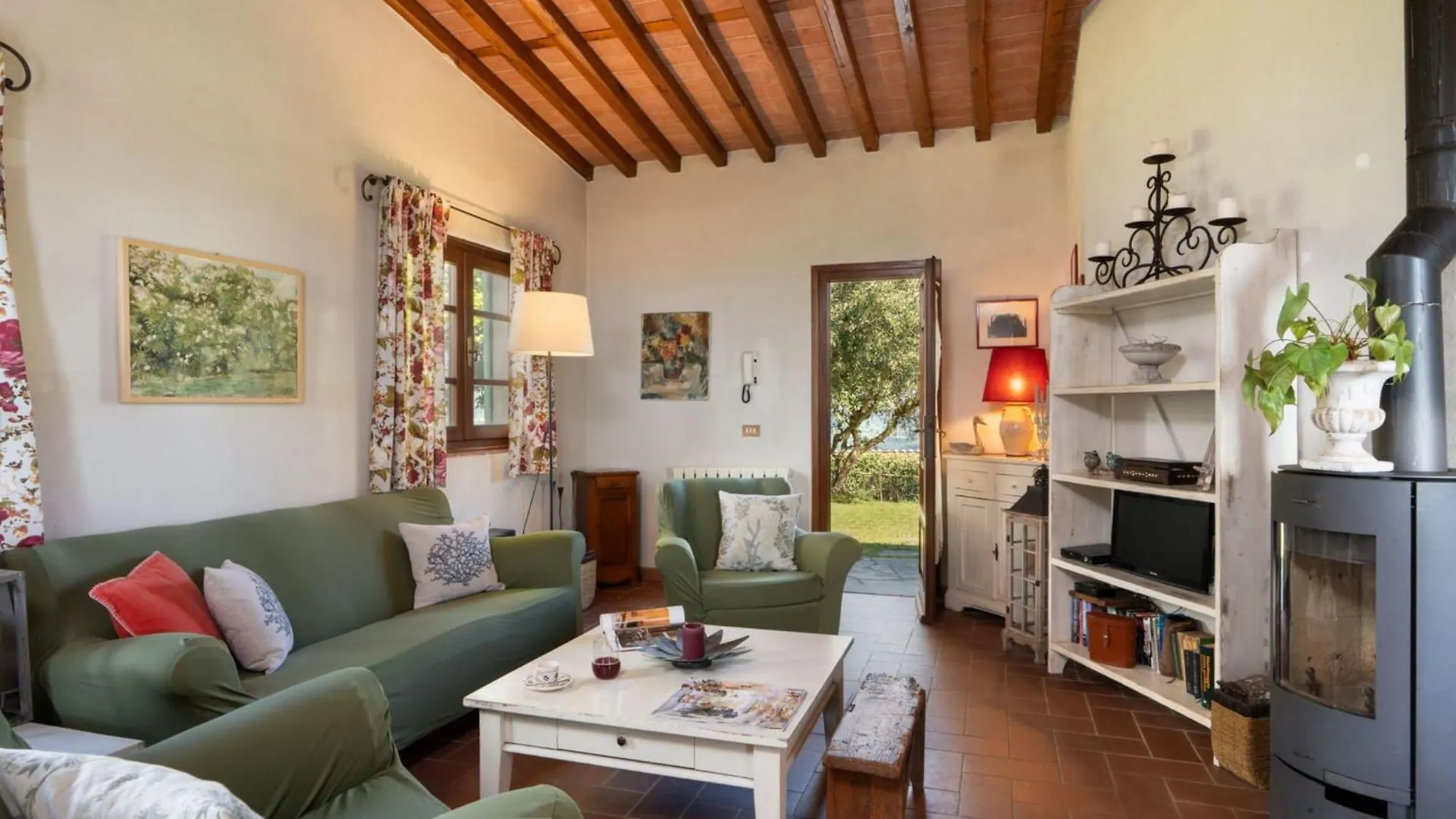 Villa Monica By Interhome Mommio
